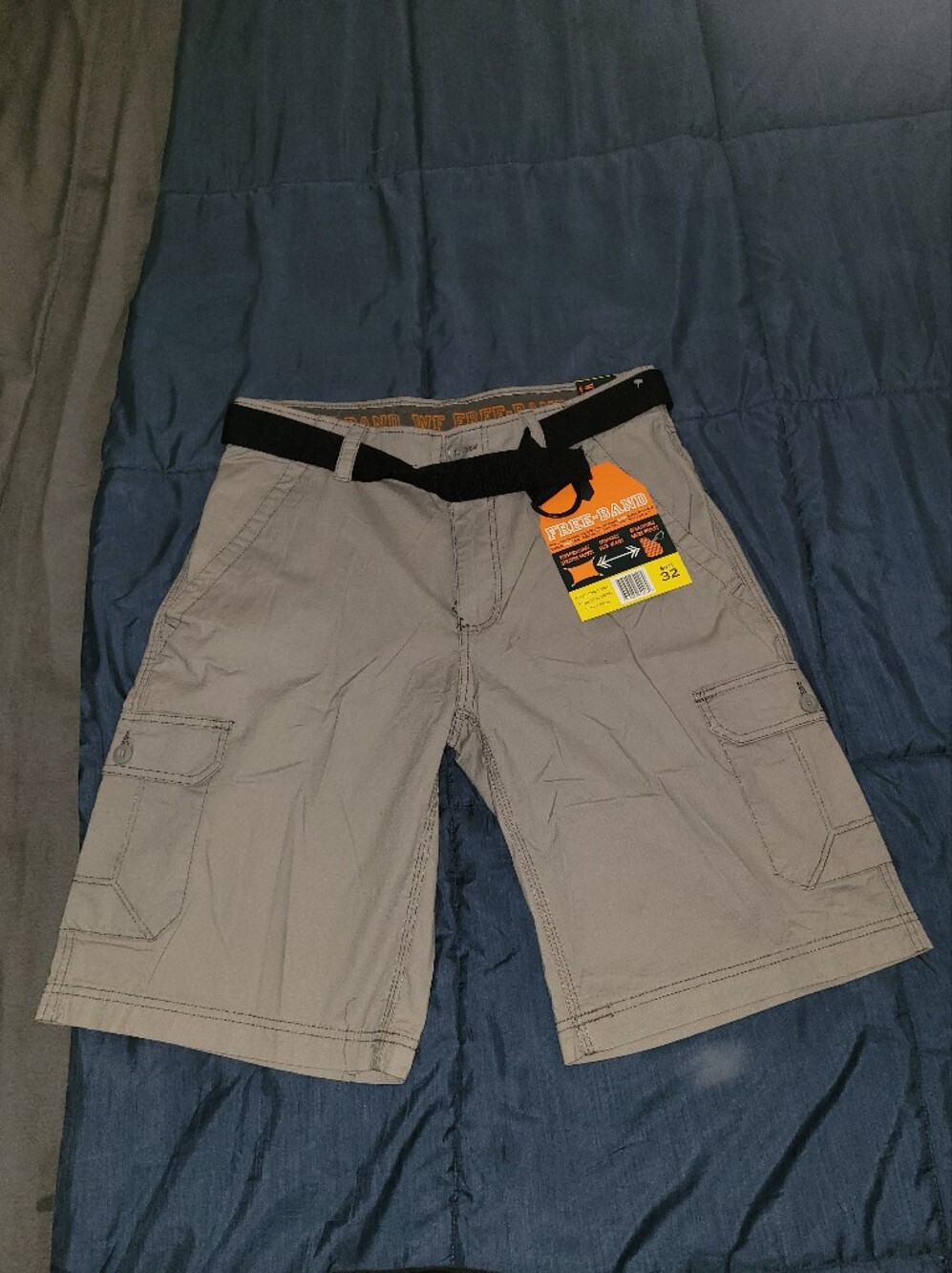 Columbia Navy T-Shirt with Yellow Logo Sz S and Mixed Short Sets Sz 29' - 32' - Picture 15 of 16